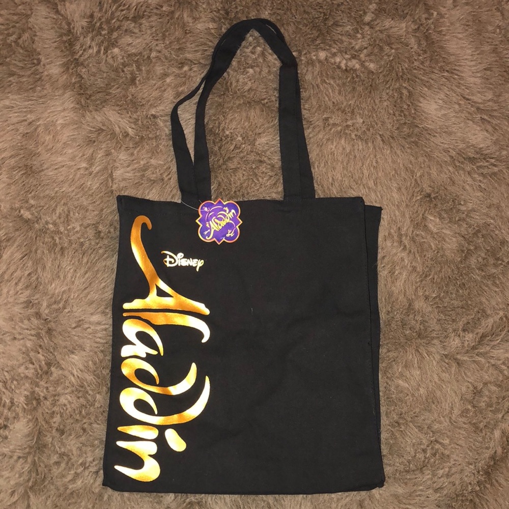 Disney’s Aladdin canvas bag.